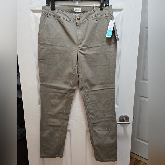 Market & Spruce Pants - Market & Spruce Madison Mid-rise Slim Straight  Chino Pant, Olive, Size 10 NWT